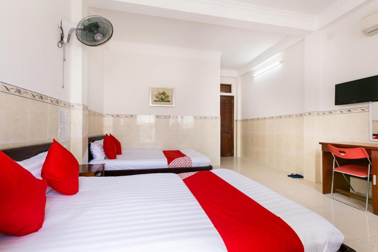 OYO 372 Vy Hà Hotel Hô Chi Minh-Ville Extérieur photo