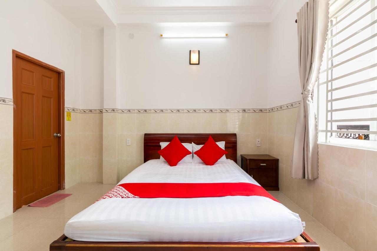 OYO 372 Vy Hà Hotel Hô Chi Minh-Ville Extérieur photo