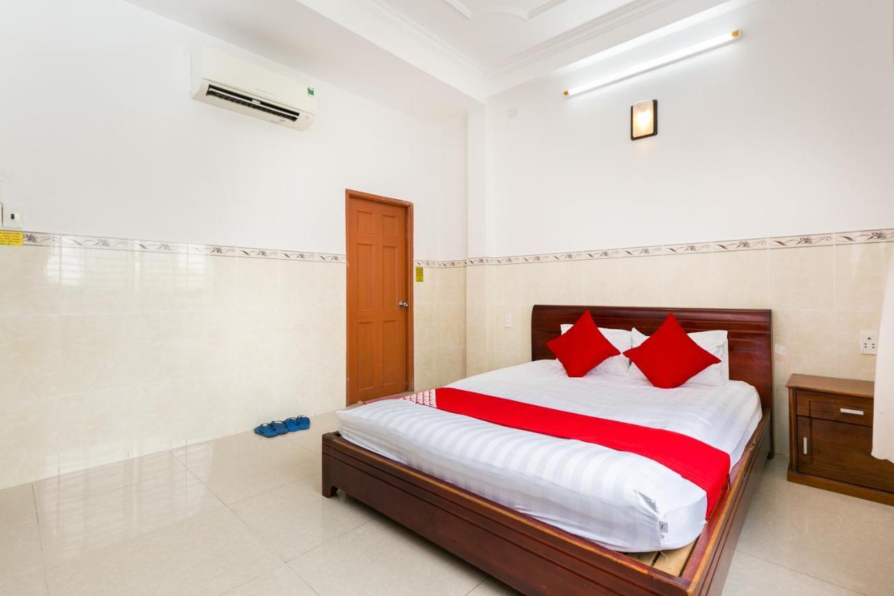 OYO 372 Vy Hà Hotel Hô Chi Minh-Ville Extérieur photo